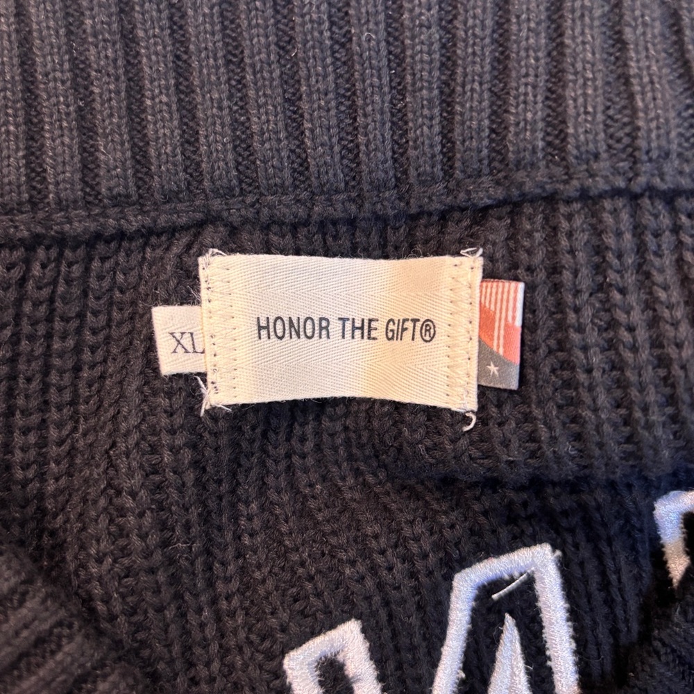 Honor the Gift black sweater - Picture 4 of 6